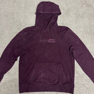 American Eagle men’s sweatshirt